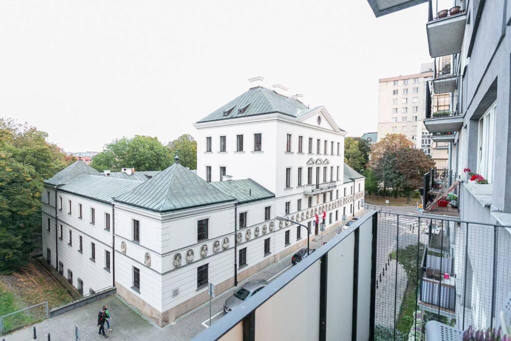 Piekne, Przestronne Mieszkanie Przy Placu Teatralnym. Varsovia Exterior foto